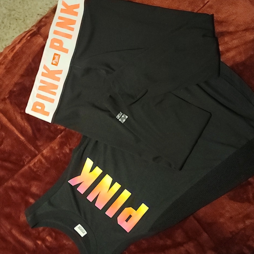 YOGA PINK Muscle-Tee + Matching Yoga Capri Bundle